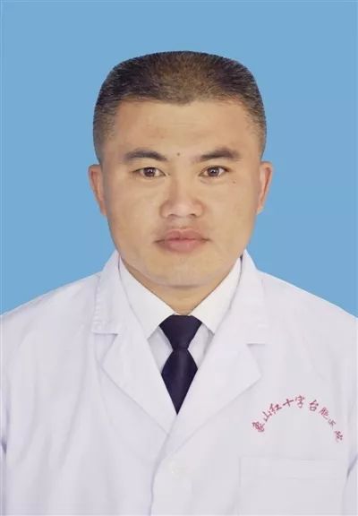 向广大患者致以新春的问候,向全国广大医务者祝贺医师节