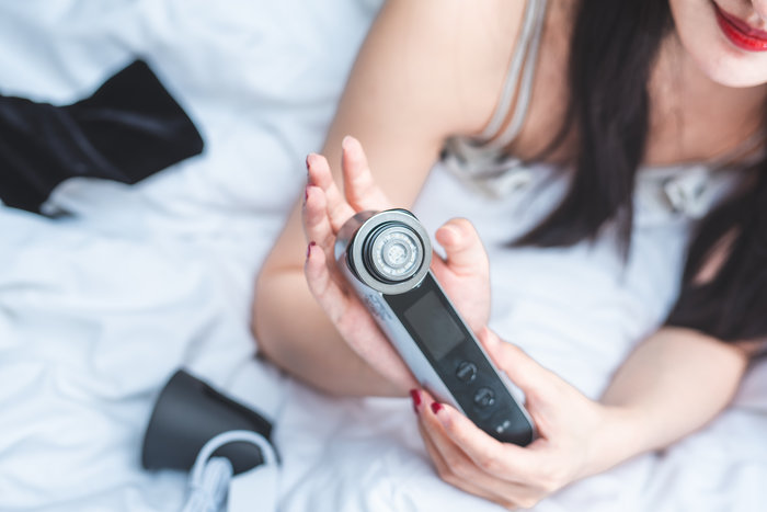 送男友适合油敏痘的护肤品,女生最爱的礼物排行榜