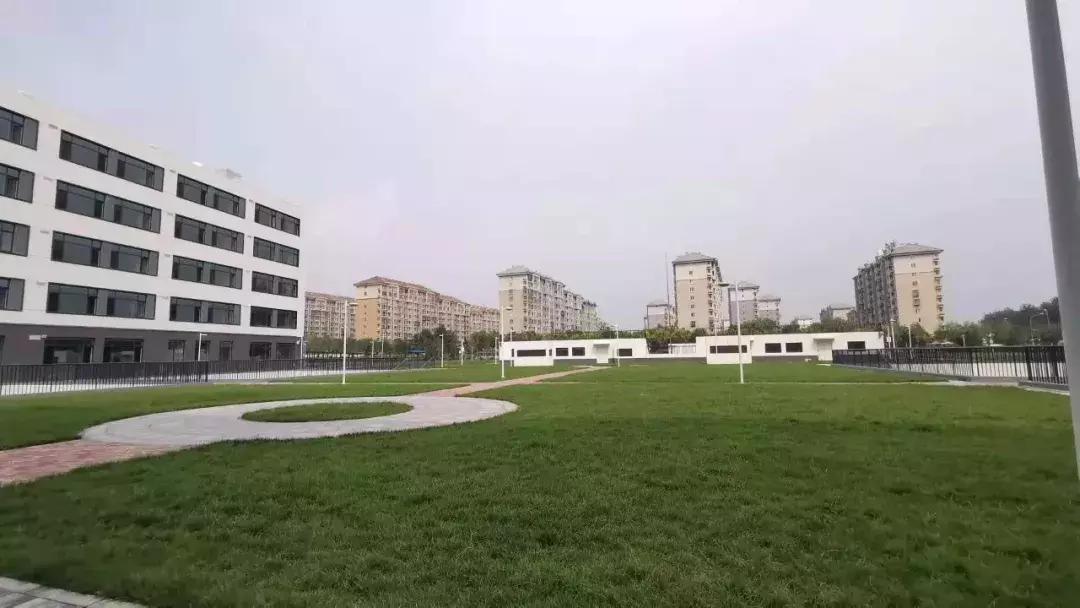 崔各庄新学校,北京八十中学崔各庄