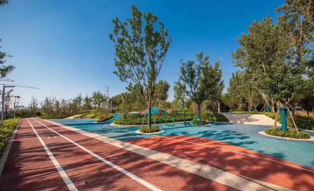 这家笨拙的开发商，名字里包含了所有中国人的希望