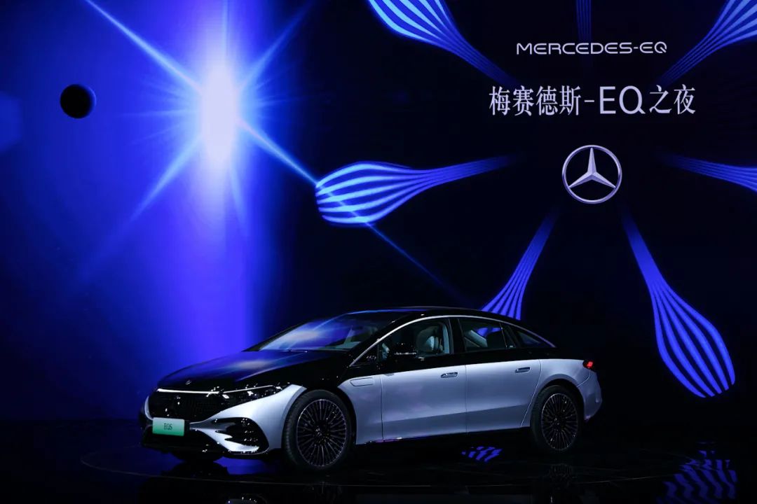 奔驰eqs预定量20000台,上海车展奔驰eqs价格