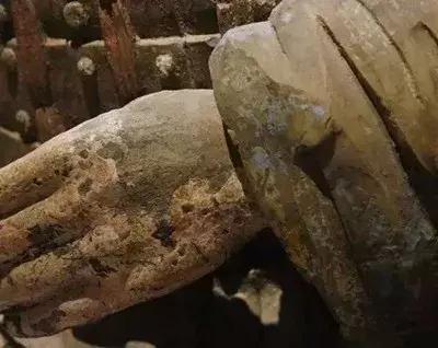 兵马俑掉色的那一瞬间,兵马俑不掉色复原图