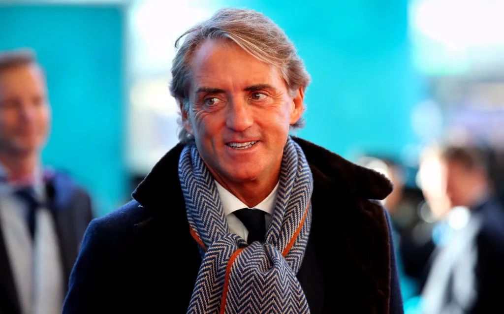 56岁教练才是意大利队最帅男人!穿LP戴百万RM,老男人不油腻典范