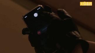 扒开衣服，这女人杀疯了