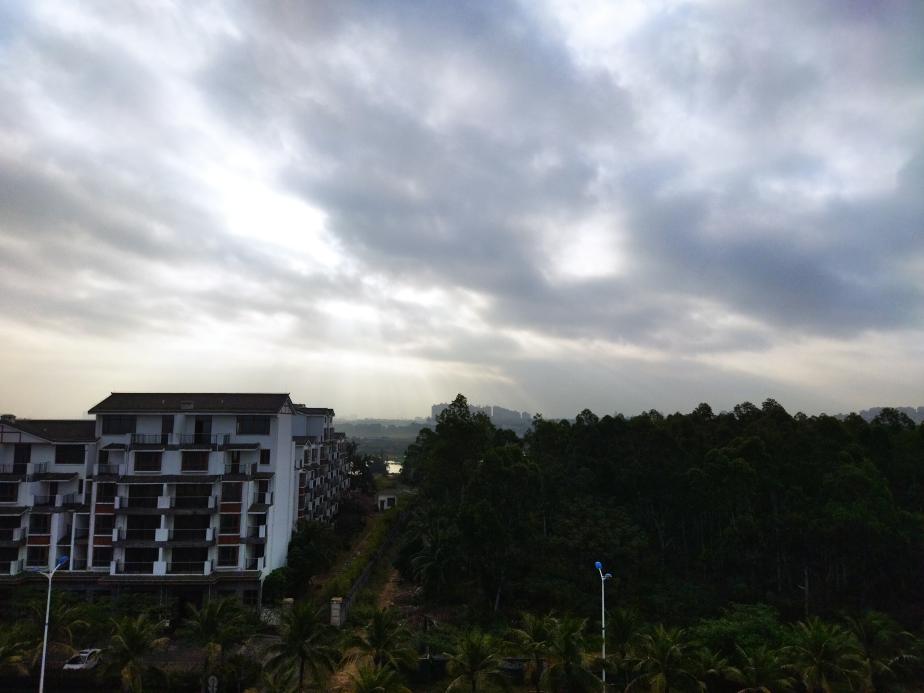 redminote95g值得入手吗,redmi千元机note9