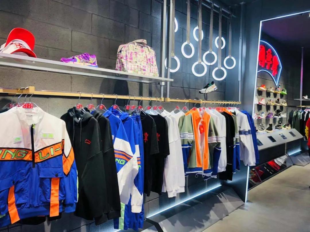 街头打假百达翡丽,广州lv专柜假货事件