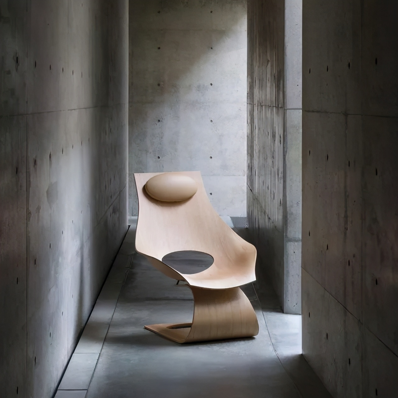 没设计过一两把网红椅，都不好意思被誉为建筑大师