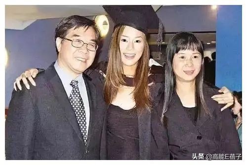 女子高中校长张桂梅感动中国,评价女子学校校长张桂梅事迹