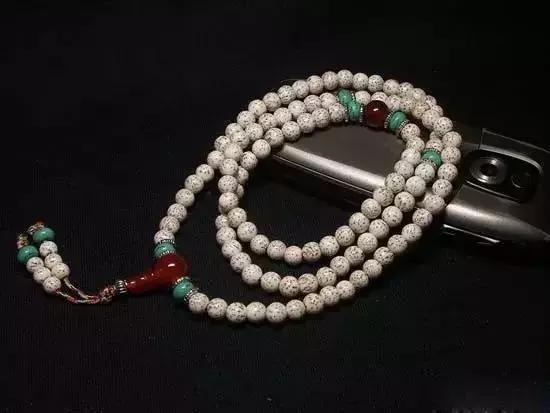 星月咬手能用肥皂清洗吗,星月摸起来黏黏的