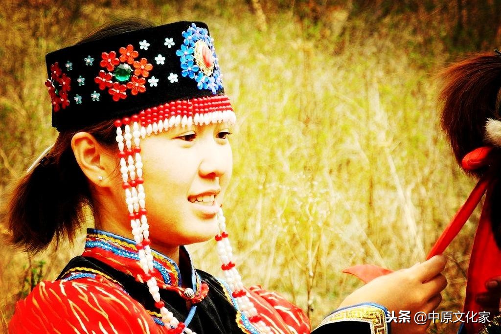 盘点不同支系傈僳族服装,怒族服饰与傈僳族的区别