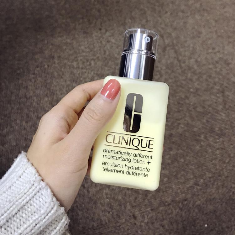 保湿和功效型护肤品怎么搭配,护肤品最好用的几款单品