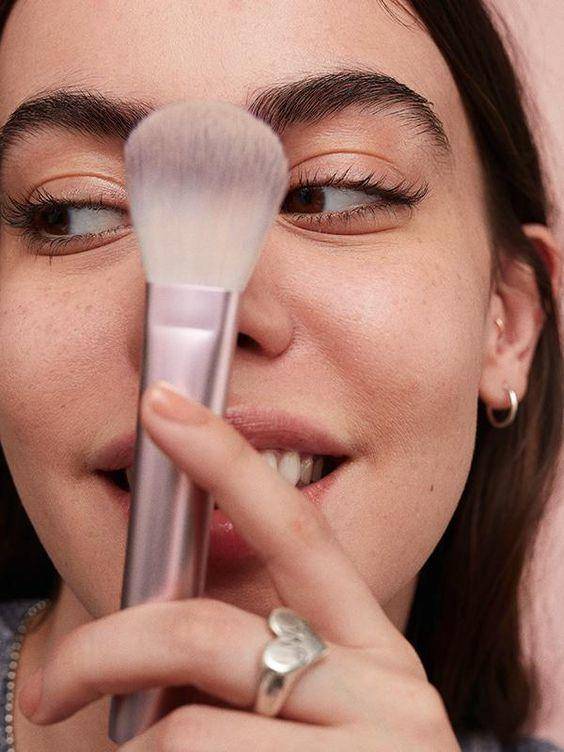 适合秋冬季用的大牌持妆气垫,小巧方便携带的大牌气垫