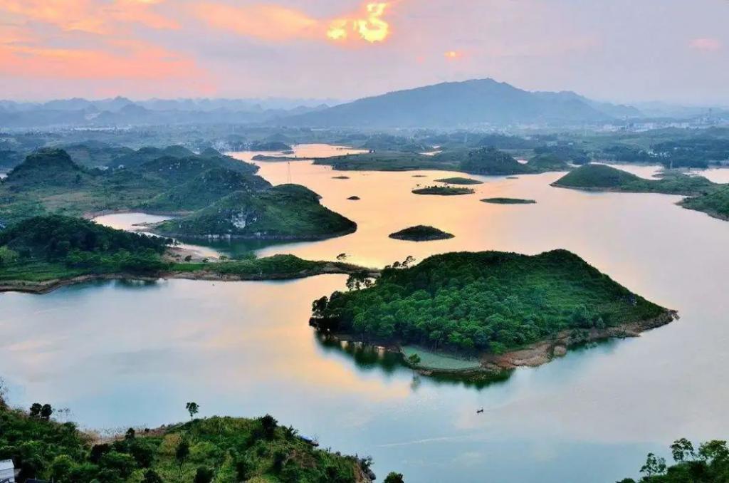 贵州值得去看的湖,贵州湖泊旅游