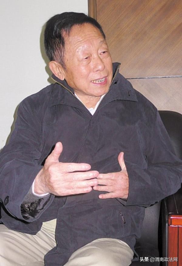 春晚导演黄一鹤1990年春晚,春晚创始人黄一鹤