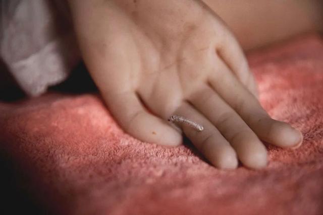 中国第一个硅胶娃娃体验馆，开在工厂区