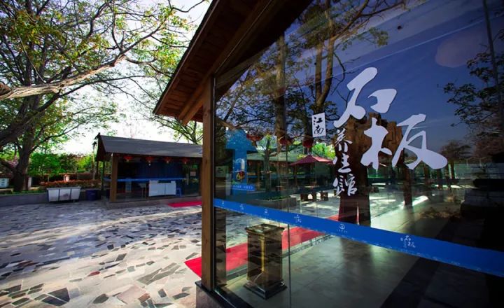 郑州周边这9个特色温泉，够“约泡”一整个冬天，你想去哪个？