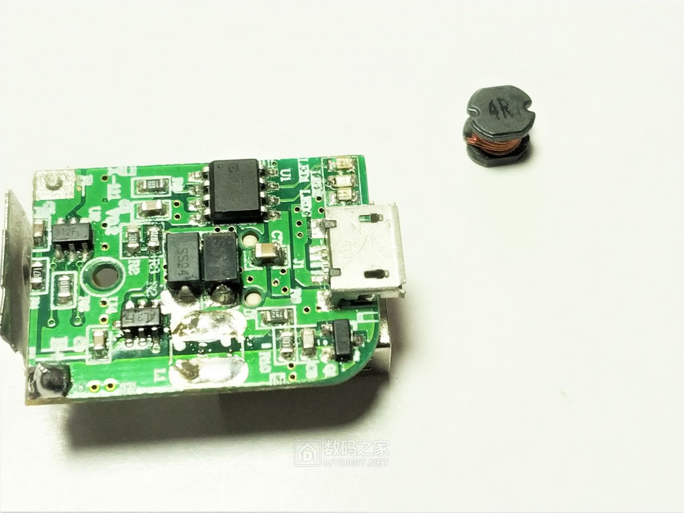 香水充电宝性能改进升级，扩展输出电流/改善散热，稳定输出5V2A