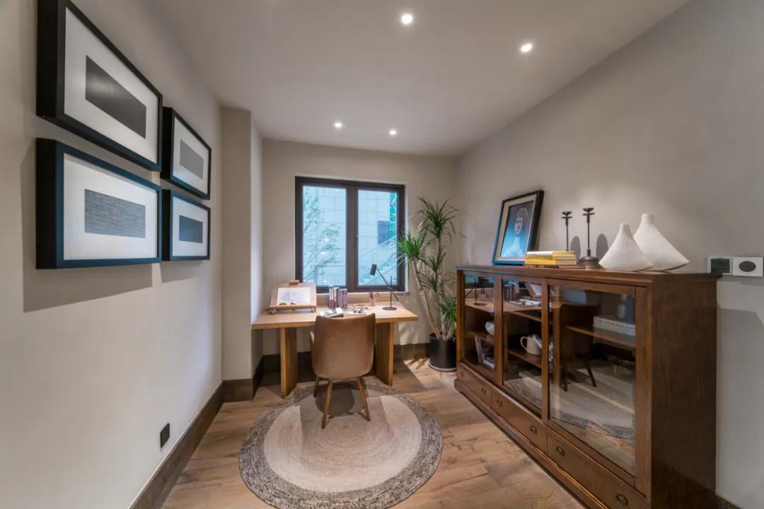 如果蓝湖郡搬到高新区管委会旁,有多少人能提前看到价值?