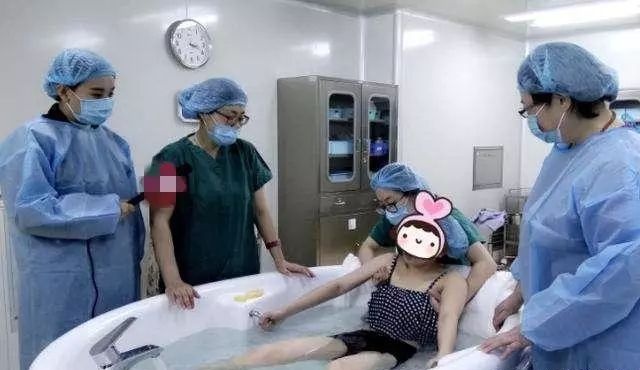 为什么不建议水中分娩,为什么不普及水中分娩