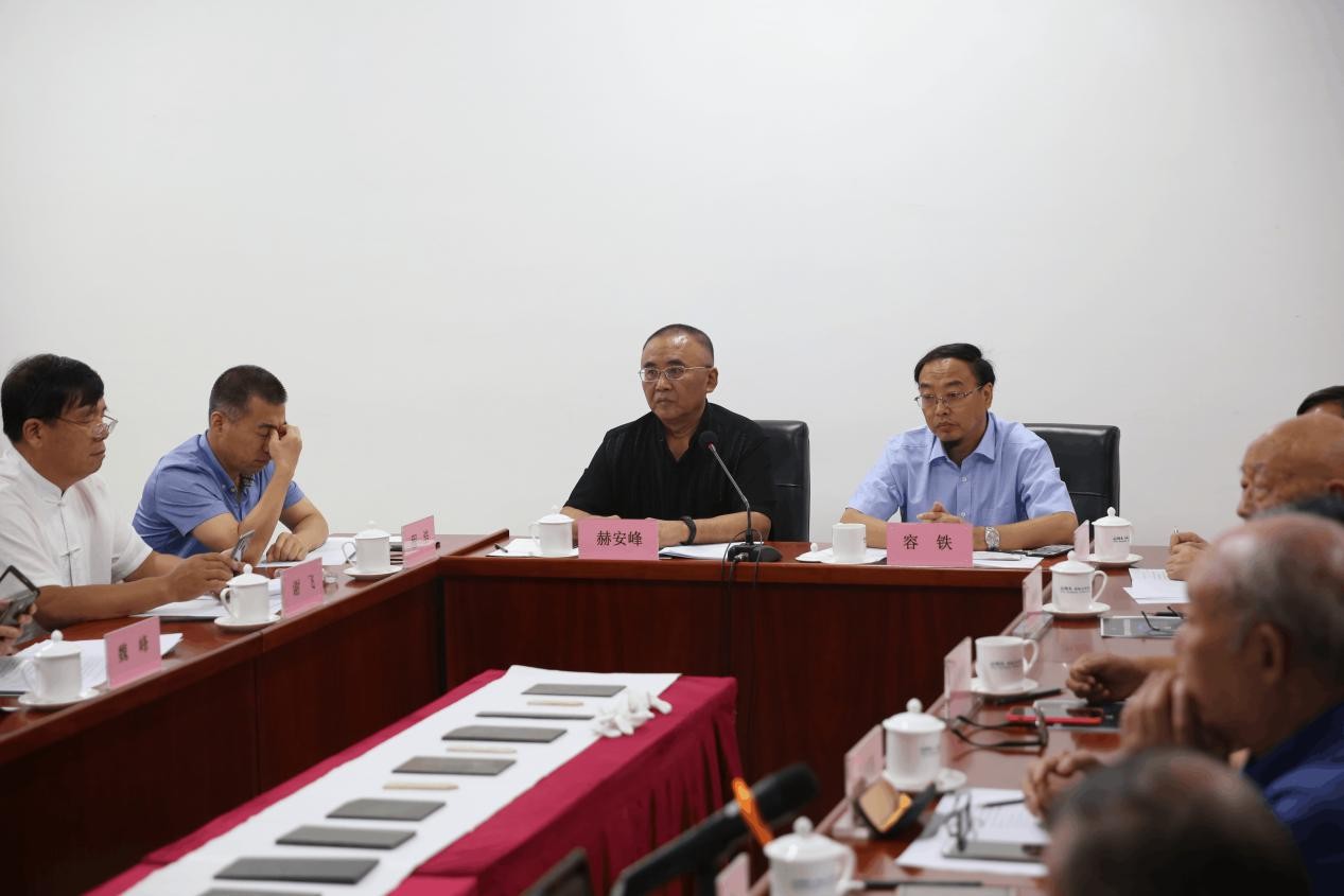 古代盟书大放异彩国宝级*物文**战国盟书学术鉴定专家研讨会召开