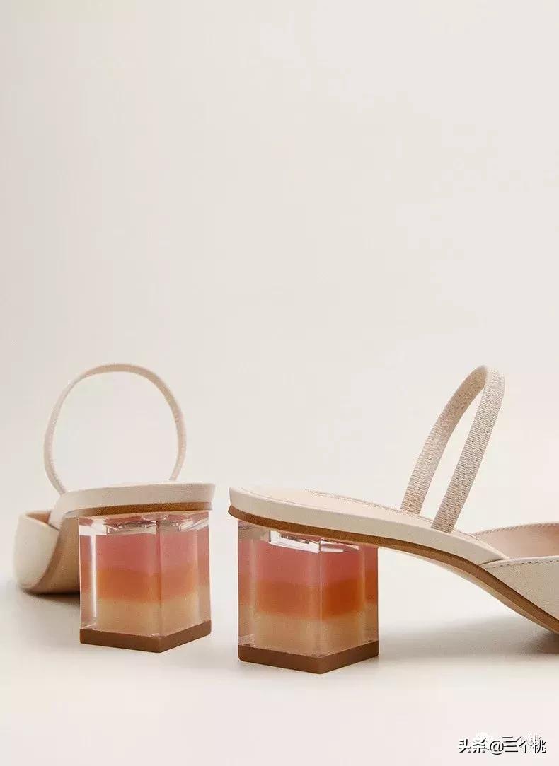 风衣、西装、花裙子……春天来了，这10件值得买！‖桃子购物车