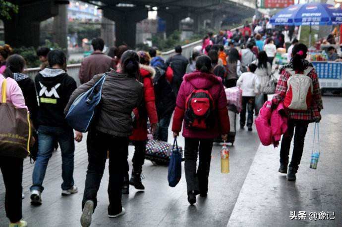 疫路前行共克时艰,战疫之路