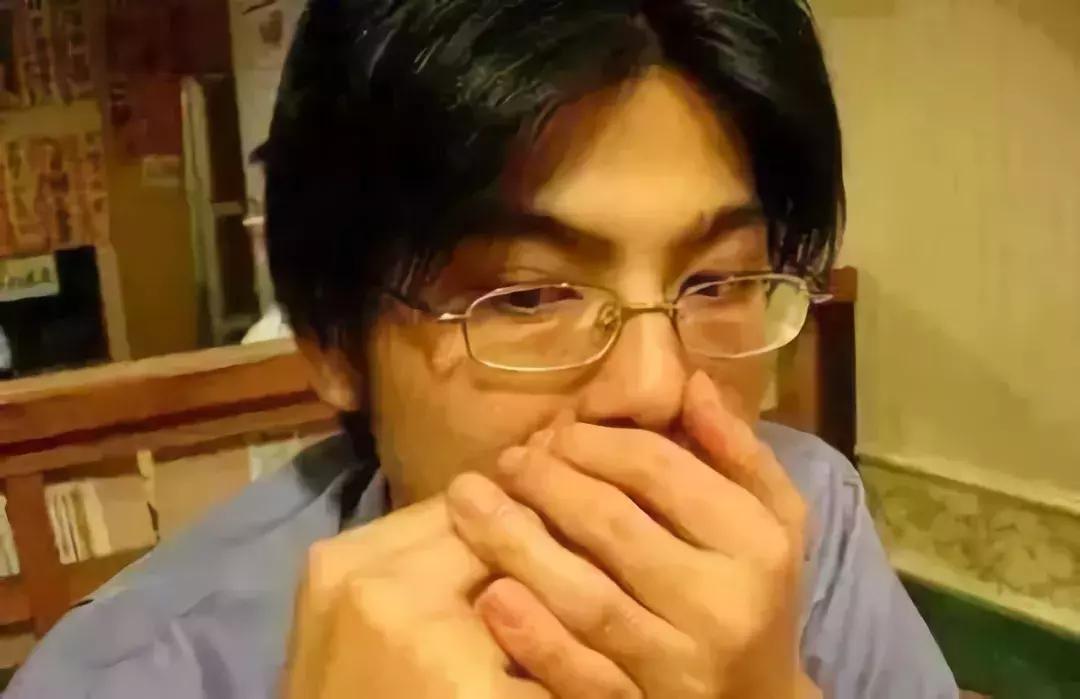 年轻人想要拒绝口臭，就该从饭后b-box开始练起