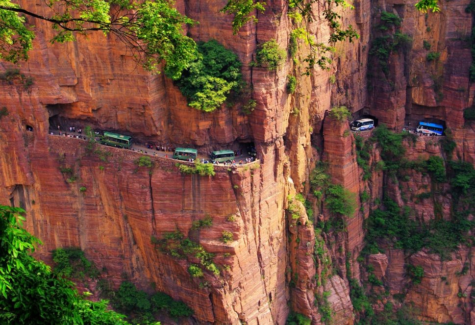 旅游攻略中国最美的十条自驾公路,一生必去的8条中国最美自驾公路