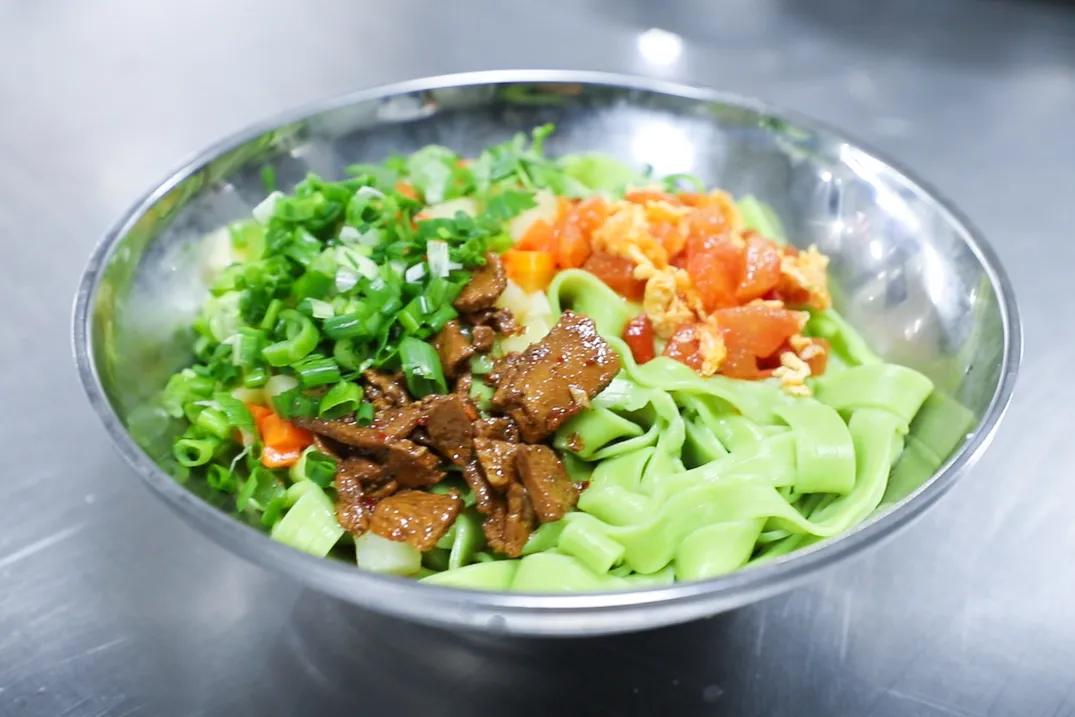 “舌尖上的军校”第一站：*警武**工程大学