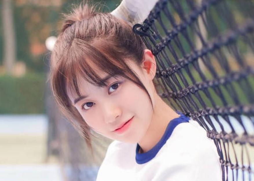 初中女生身高只有140,初中女学生身高