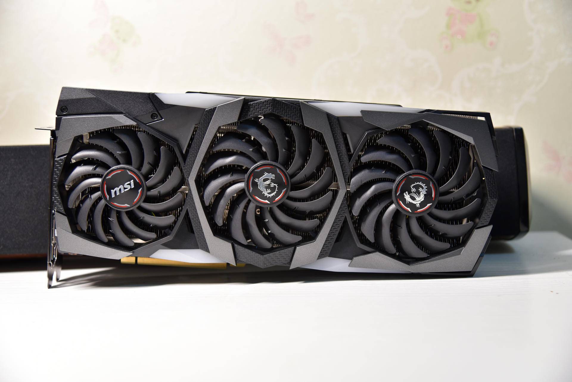 微星rtx2080super魔龙,微星2080gamingx