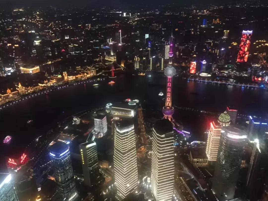 【提醒】LED灯可诱发失明?关于蓝光危害,这些人务必当心!