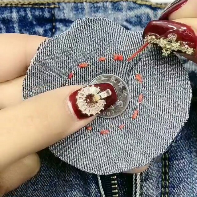 牛仔裤扣子坏了怎么办替换,牛仔裤的扣子烂了别着急扔