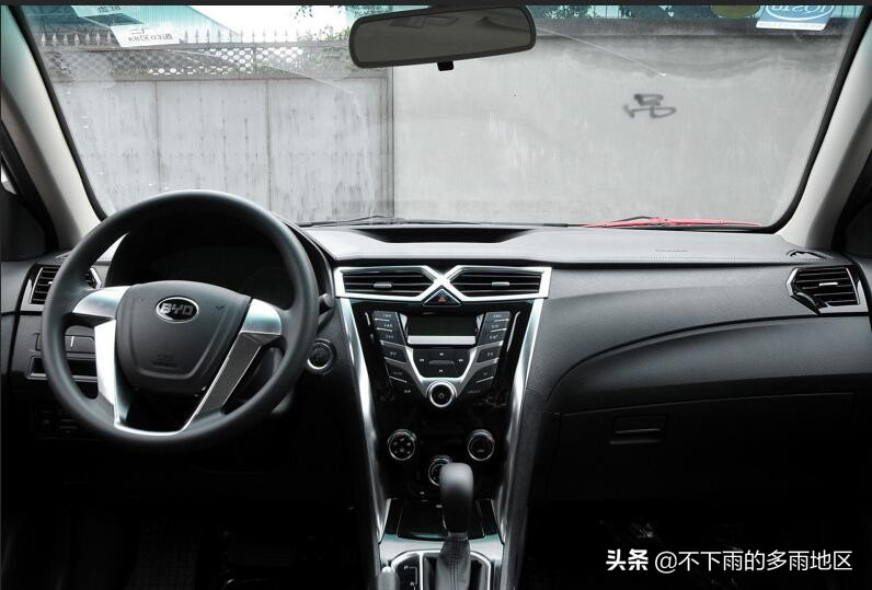 5万左右手动挡家用轿车推荐,5万左右的小轿车最好的是哪一款