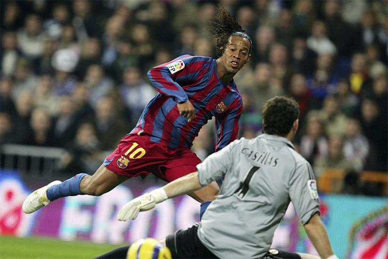 足球精灵小罗表演,足球精灵小罗精彩片段