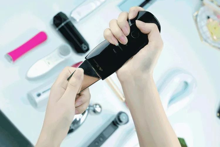 带你揭秘ReFa、Luna背后家用美容仪到底是「坑」还是「宝」?