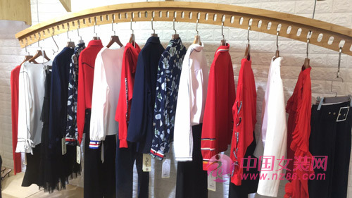 爱依莲外套女装,爱依莲女装今年新款