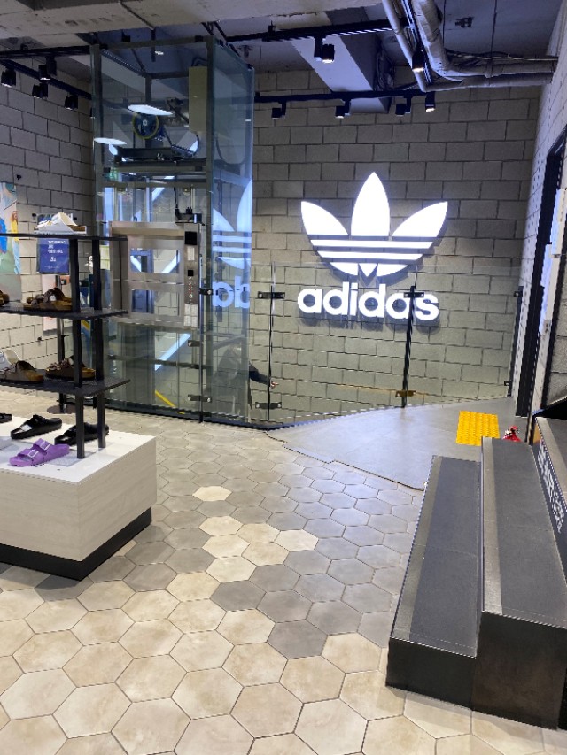 为什么韩国的耐克便宜,韩国阿迪耐克去哪买