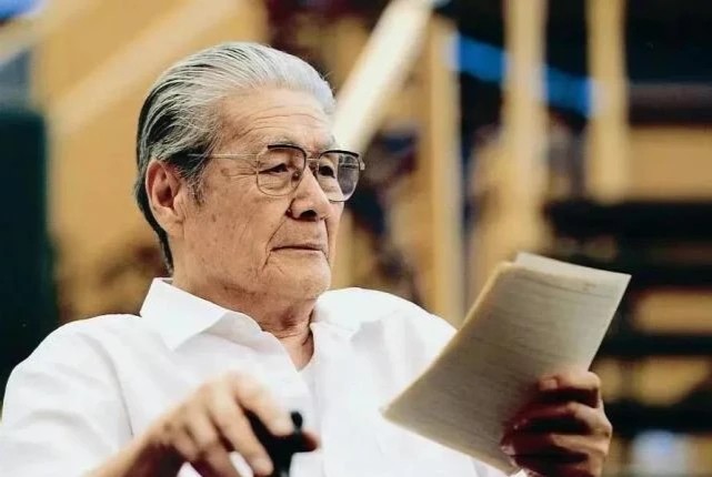 零几年的封神榜谁演的姜子牙,27年前的封神榜姜子牙是谁扮演