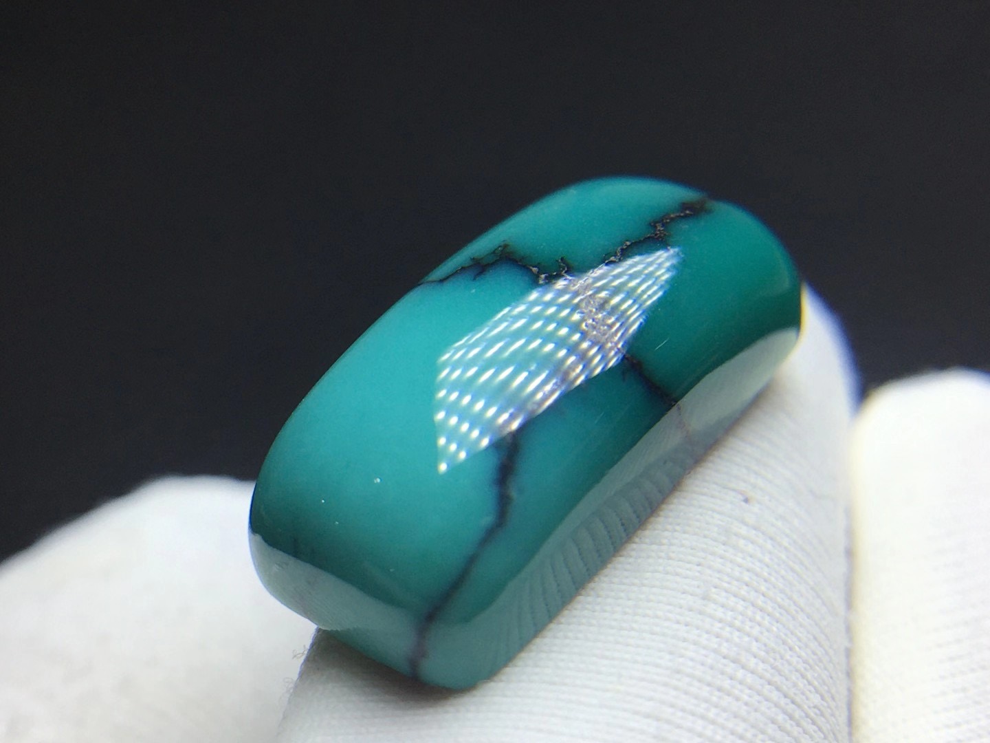 老绿松石与新绿松石价格对比,真正的绿松石价格是多少