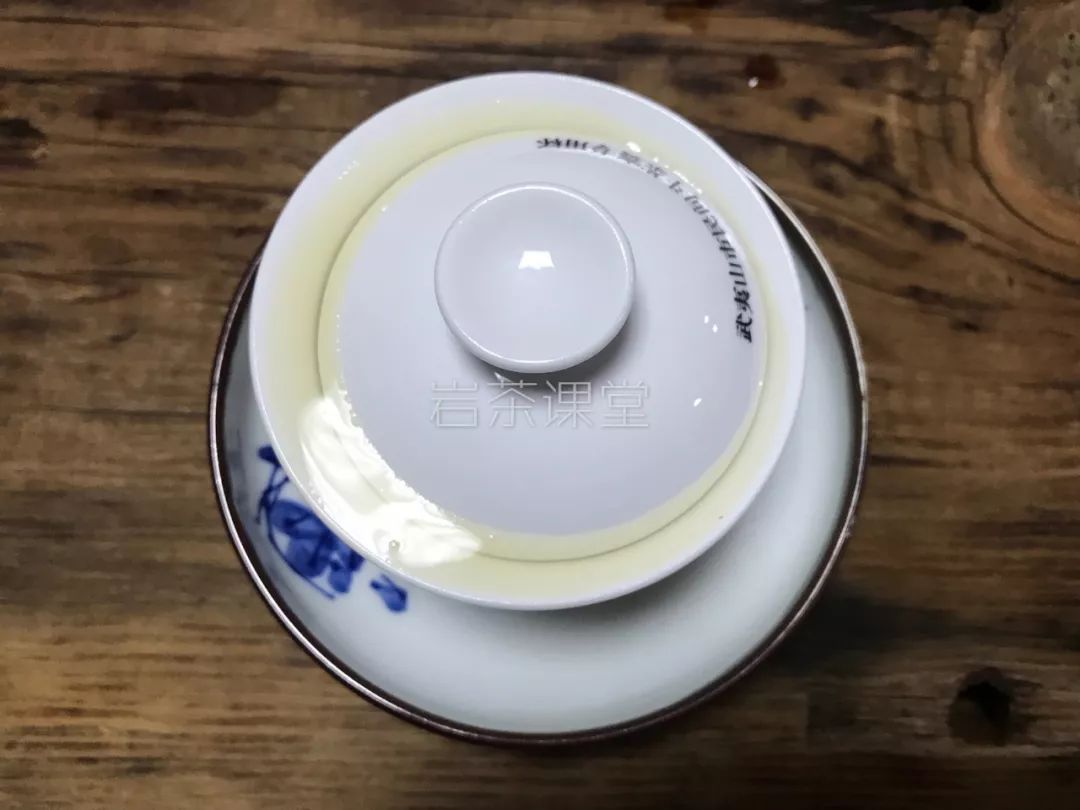 桐木关的红茶和云南红茶的区别,桐木关红茶是什么红茶