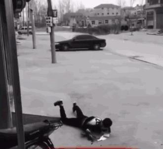 搞笑gif开心一刻满满的正能量,搞笑gif开心每一天