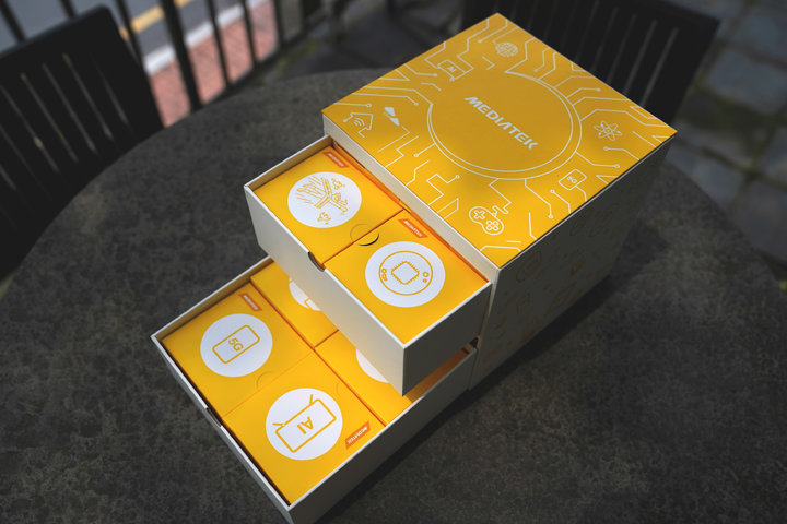 开箱视频月饼盒,高颜值的月饼包装袋竟然有瑕疵