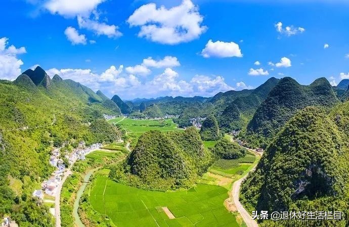 人在画中，画入眼底，赏“地球上最美丽的伤疤”