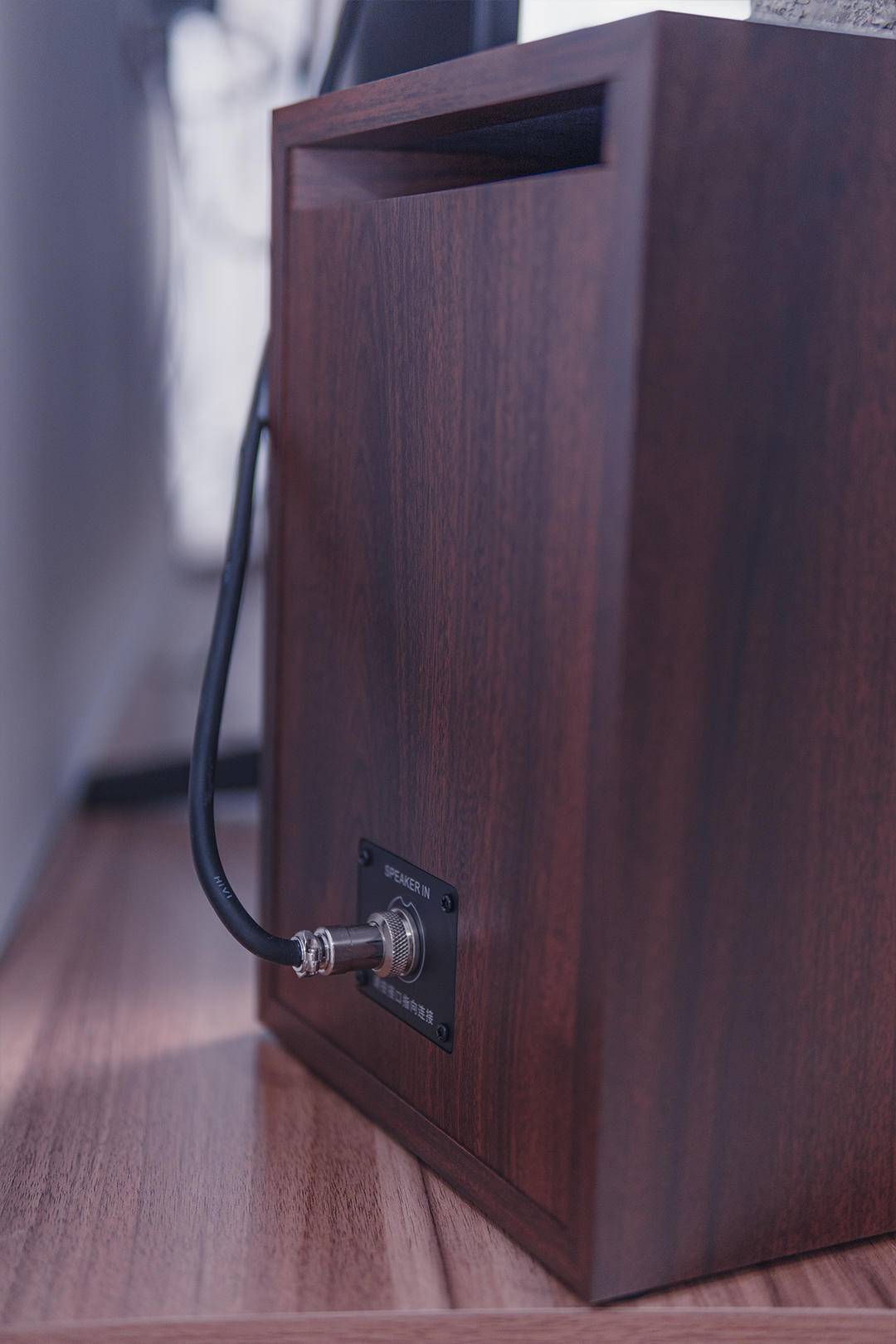 惠威d1090有源音箱对比评测,惠威d1090低音单元拆解图