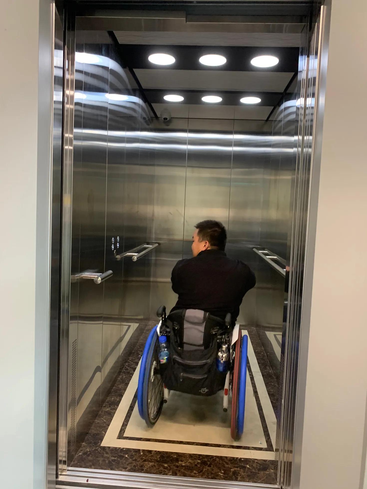 男人截瘫之后怎么解决大小便,男人多年下肢截瘫能生育吗