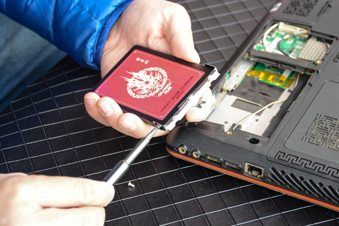 光威弈240g固态硬盘怎么样,光威奕系列旗舰版固态