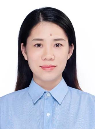 党务工作者发挥党员先锋作用,先锋党员和优秀党务工作者