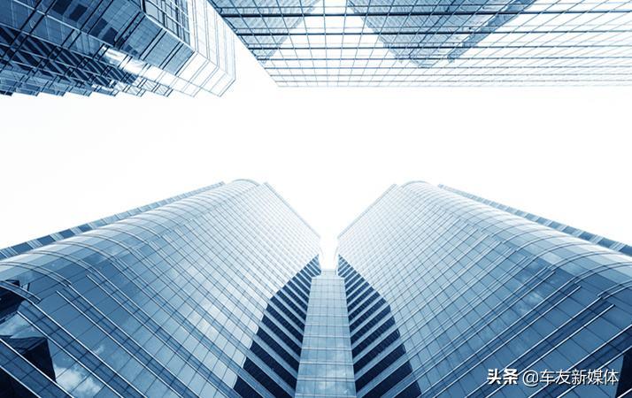 友电｜当卖房的看上造车的，会擦出怎样的火花？