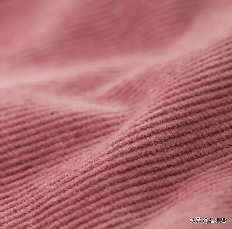快收藏：双面呢、摇粒绒、丝绒、灯芯绒...秋冬流行面料知识解析